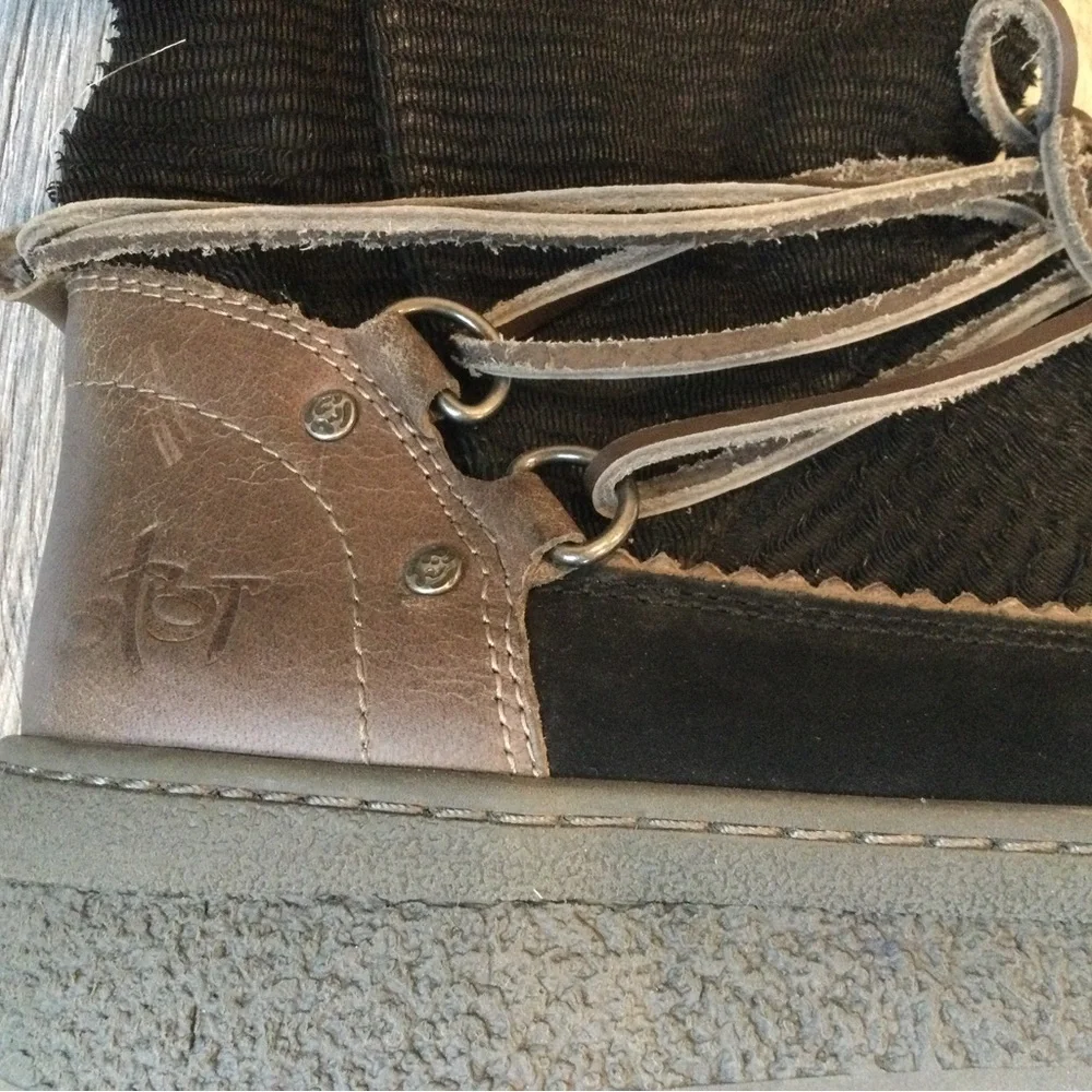 OTBT Leather Slope Boot - Picture 3 of 11